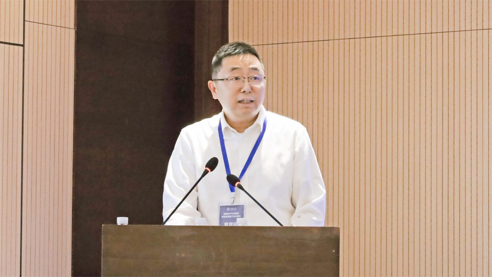 楊俊.jpg