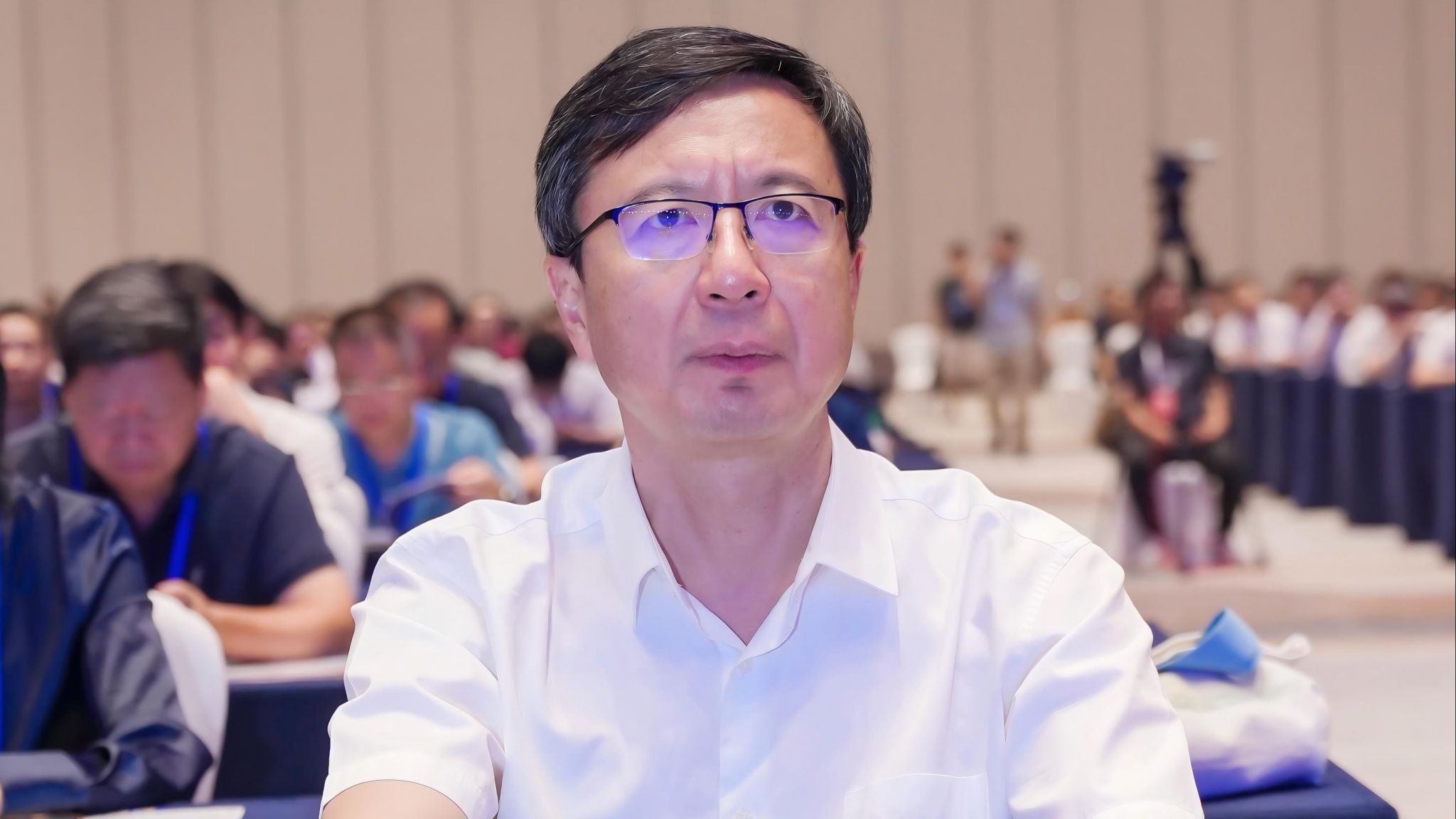 中國工程院院士陳杰教授出席會議7(1).jpg