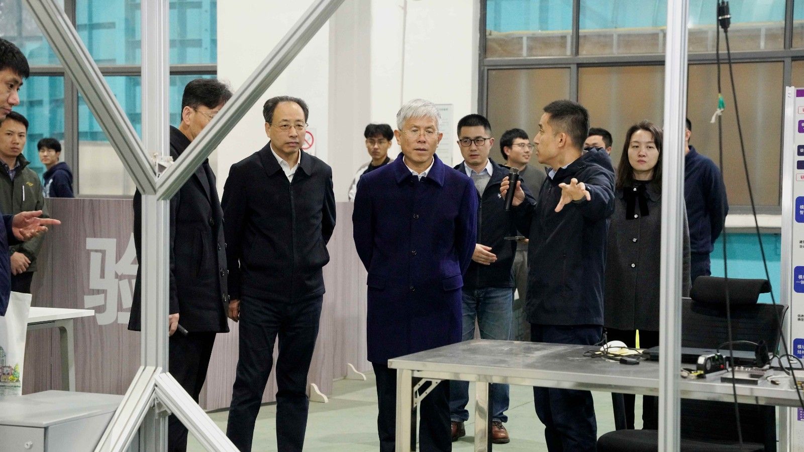 走訪土木實(shí)驗(yàn)室.JPG